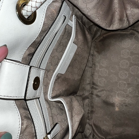 Authentic Michael kors jet set drawstring bag - Picture 9 of 10